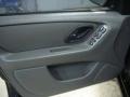 2003 Black Clearcoat Ford Escape XLS V6  photo #8