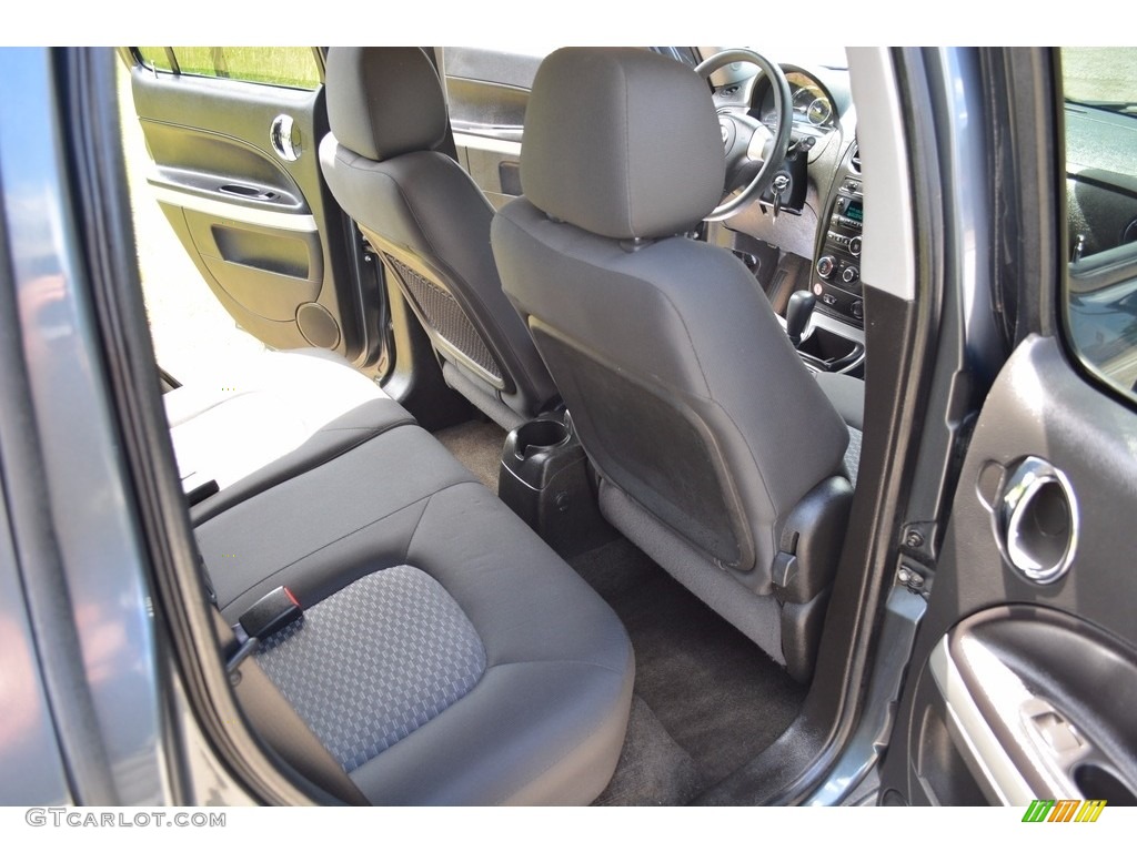 2011 HHR LT - Cyber Gray Metallic / Gray photo #20