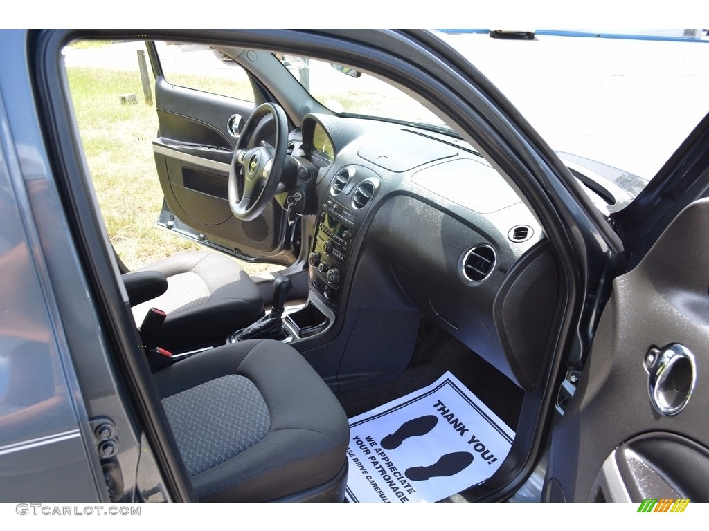 2011 HHR LT - Cyber Gray Metallic / Gray photo #23