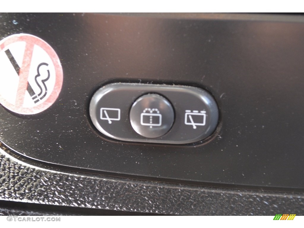 2011 HHR LT - Cyber Gray Metallic / Gray photo #30