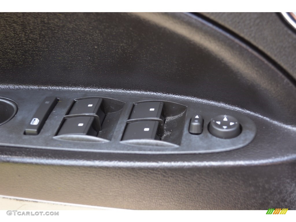 2011 HHR LT - Cyber Gray Metallic / Gray photo #34