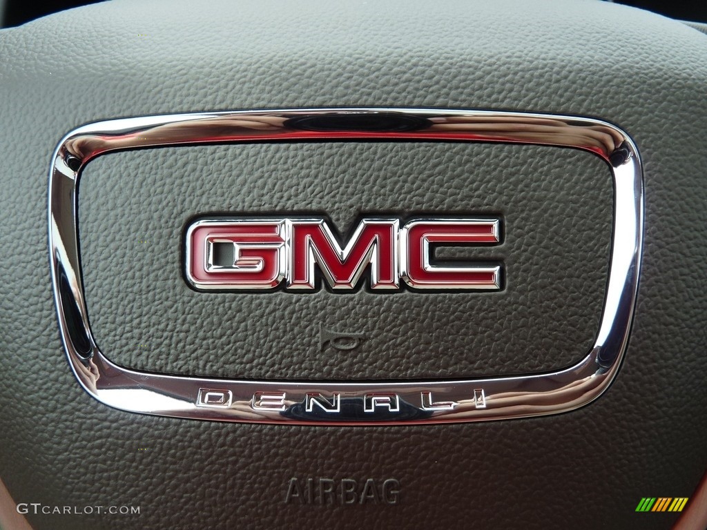2017 GMC Acadia Denali AWD Marks and Logos Photos