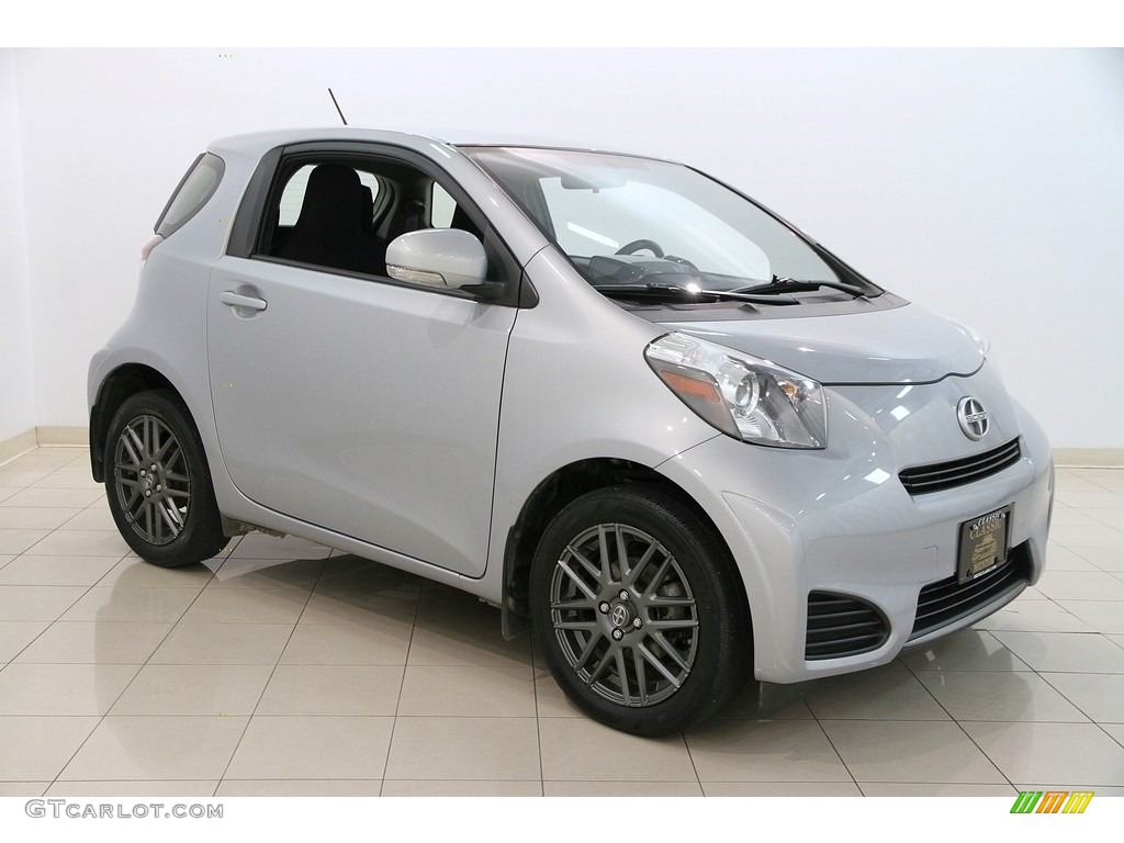Series Unique Silver Ignition 2014 Scion iQ Series Limited Edition Exterior Photo #114713728