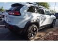 Bright White - Cherokee Trailhawk 4x4 Photo No. 3