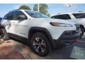 Bright White - Cherokee Trailhawk 4x4 Photo No. 4