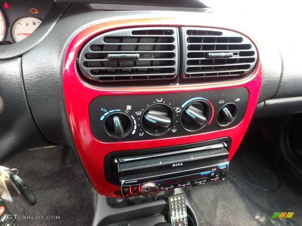 2003 Neon SXT - Flame Red / Dark Slate Gray photo #13