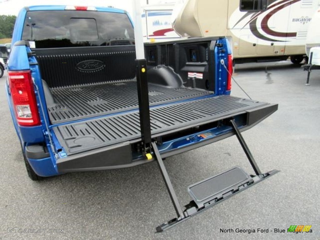 2016 F150 XLT SuperCrew 4x4 - Blue Flame / Black photo #15