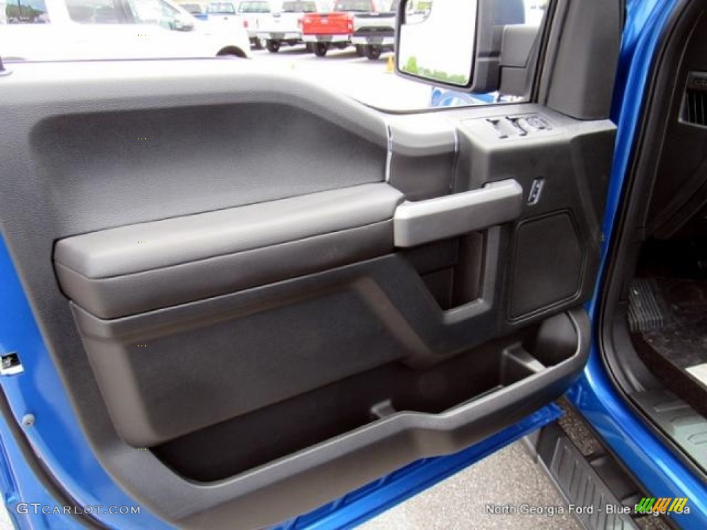 2016 F150 XLT SuperCrew 4x4 - Blue Flame / Black photo #30