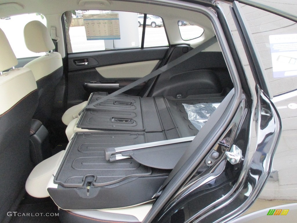 2016 Subaru Crosstrek 2.0i Premium Rear Seat Photos