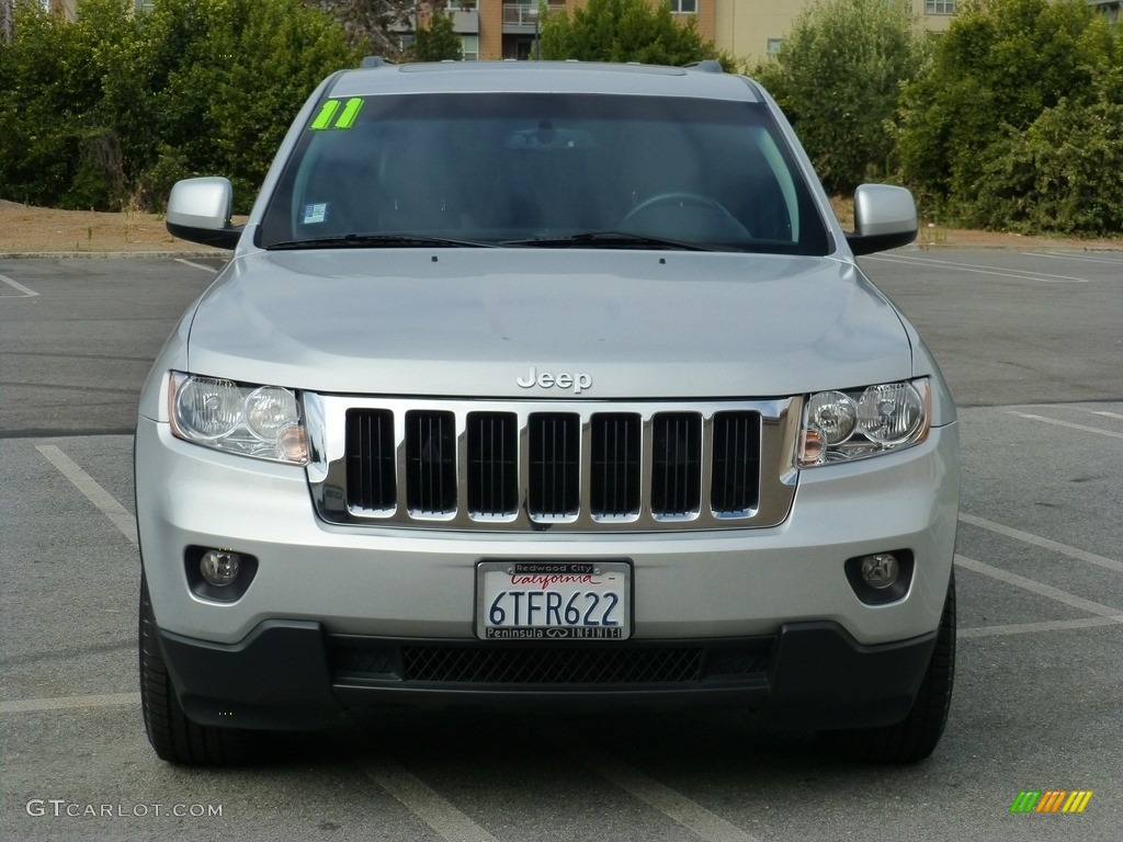 2011 Grand Cherokee Laredo X Package 4x4 - Bright Silver Metallic / Black photo #25