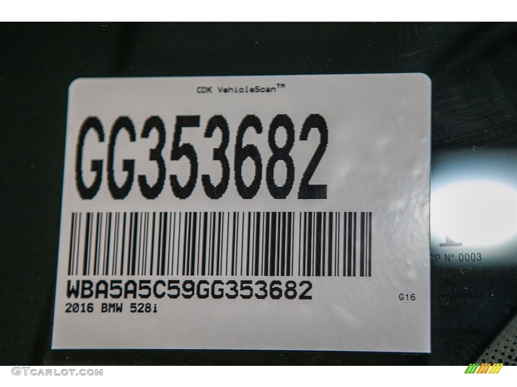 2016 5 Series 528i Sedan - Jet Black / Black photo #8