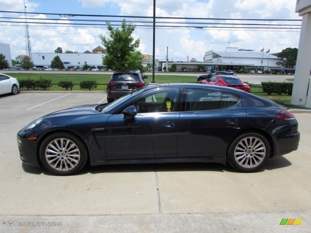 2014 Panamera 4 - Dark Blue Metallic / Black photo #9