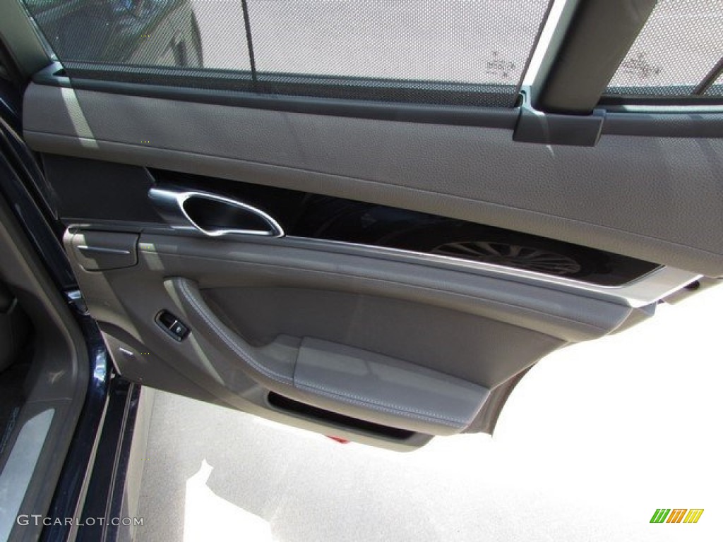 2014 Panamera 4 - Dark Blue Metallic / Black photo #20