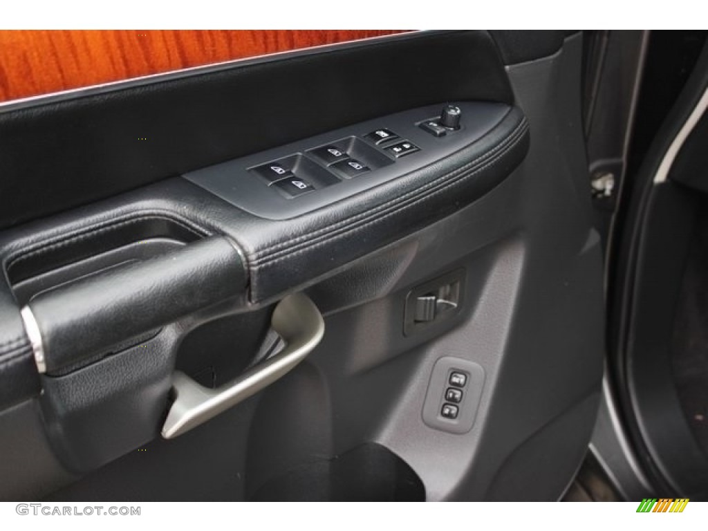 2008 QX 56 - Silver Graphite Gray / Charcoal photo #15