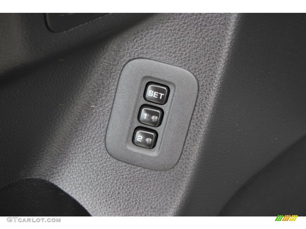 2008 QX 56 - Silver Graphite Gray / Charcoal photo #17