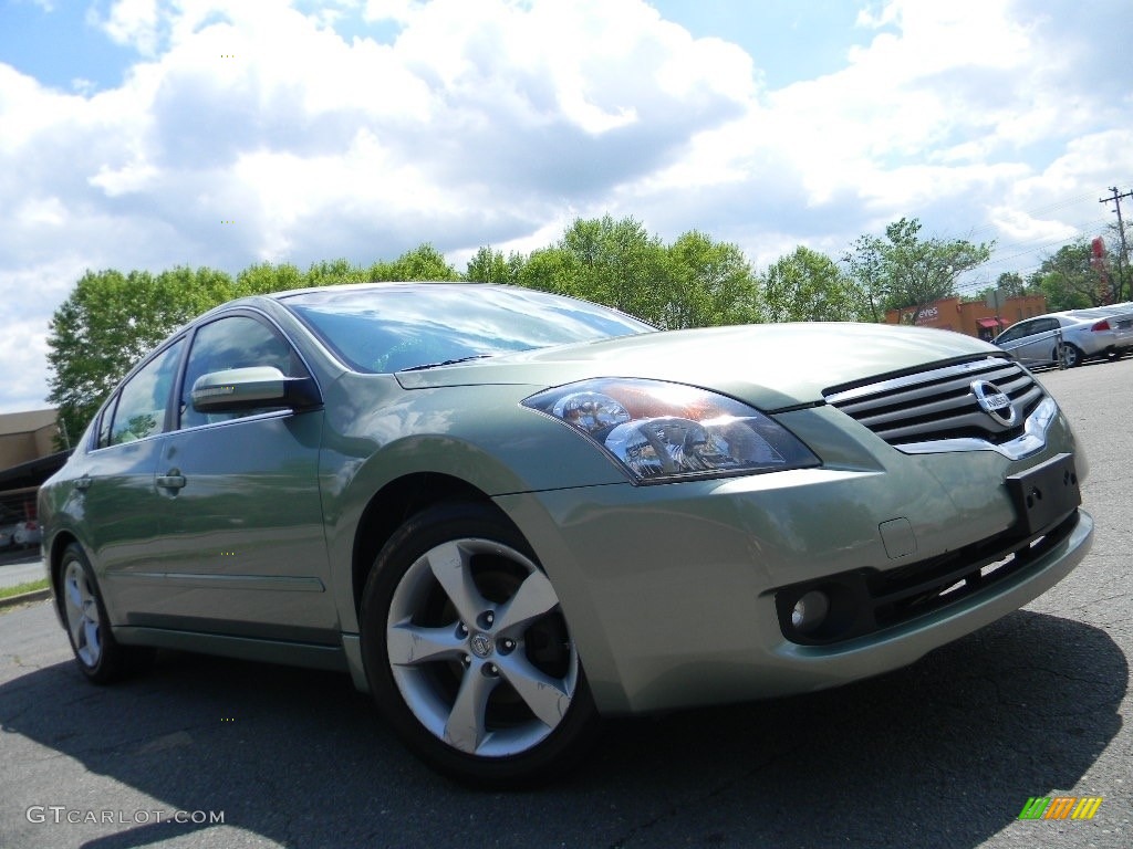 2007 Altima 3.5 SE - Metallic Jade / Blond photo #2