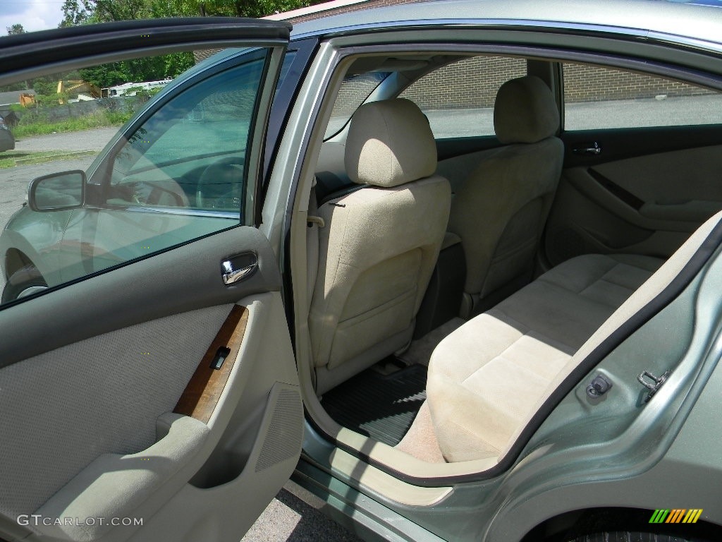2007 Altima 3.5 SE - Metallic Jade / Blond photo #19