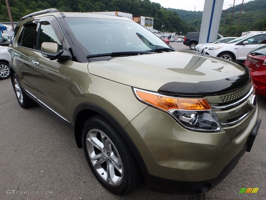 2013 Explorer Limited 4WD - Ginger Ale Metallic / Medium Light Stone photo #9