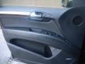 Lava Gray Pearl Effect - Q7 4.2 quattro Photo No. 12