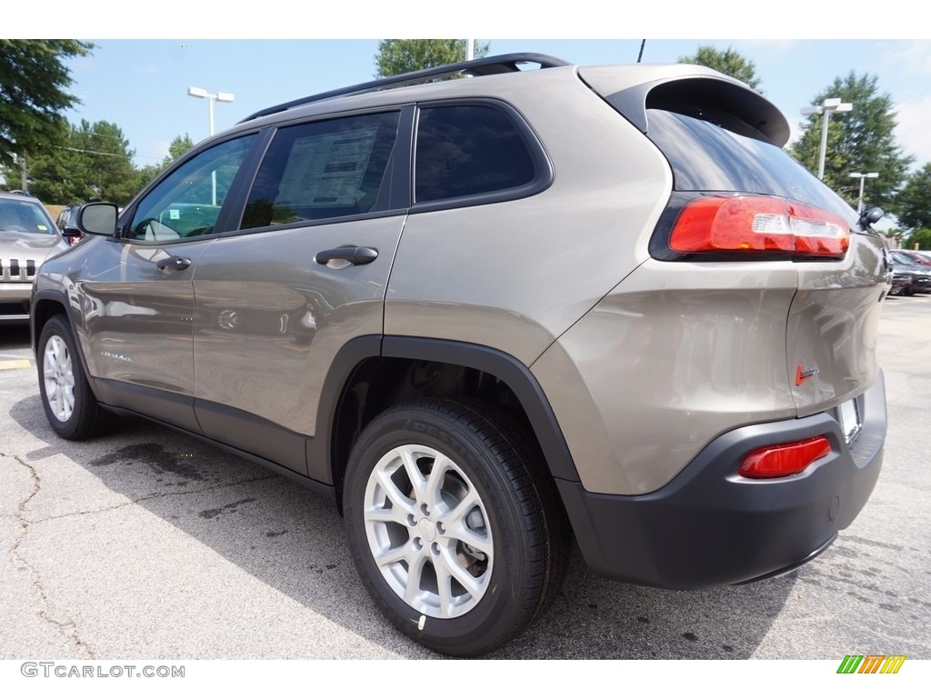 2016 Cherokee Sport - Light Brownstone Pearl / Black/Light Frost Beige photo #2