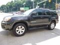 Black - 4Runner SR5 4x4 Photo No. 11