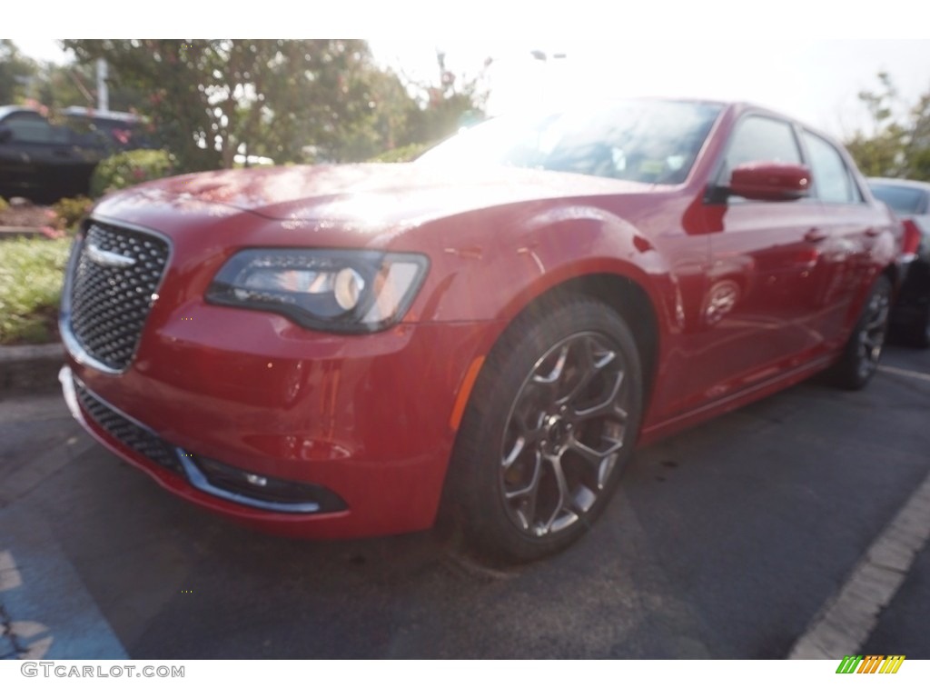 2016 300 S - Redline Red Tri-Coat Pearl / Black photo #1
