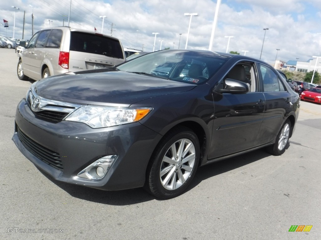 2013 Camry XLE - Magnetic Gray Metallic / Ash photo #6