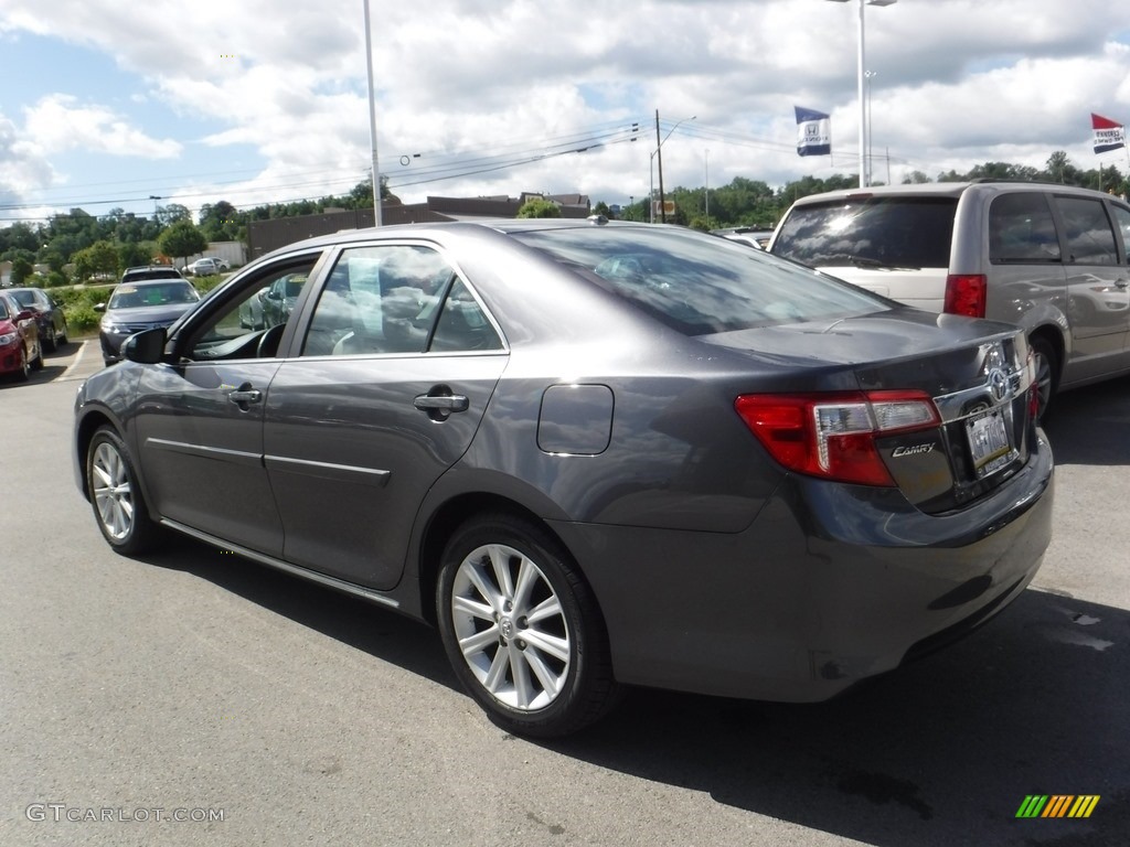 2013 Camry XLE - Magnetic Gray Metallic / Ash photo #8