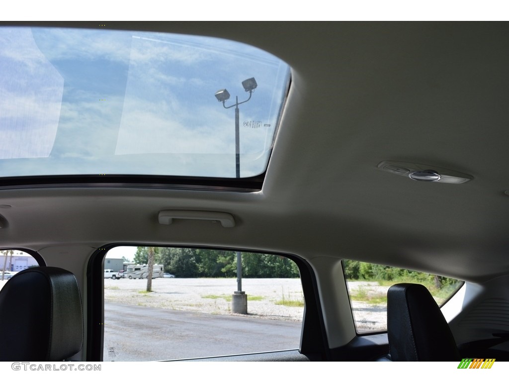 2015 C-Max Hybrid SEL - Ingot Silver Metallic / Charcoal Black photo #14