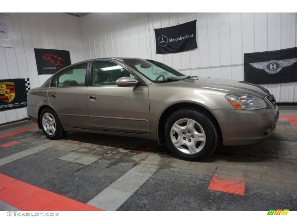 2004 Altima 2.5 S - Velvet Beige / Blond photo #6