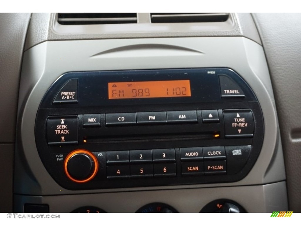 2004 Altima 2.5 S - Velvet Beige / Blond photo #35