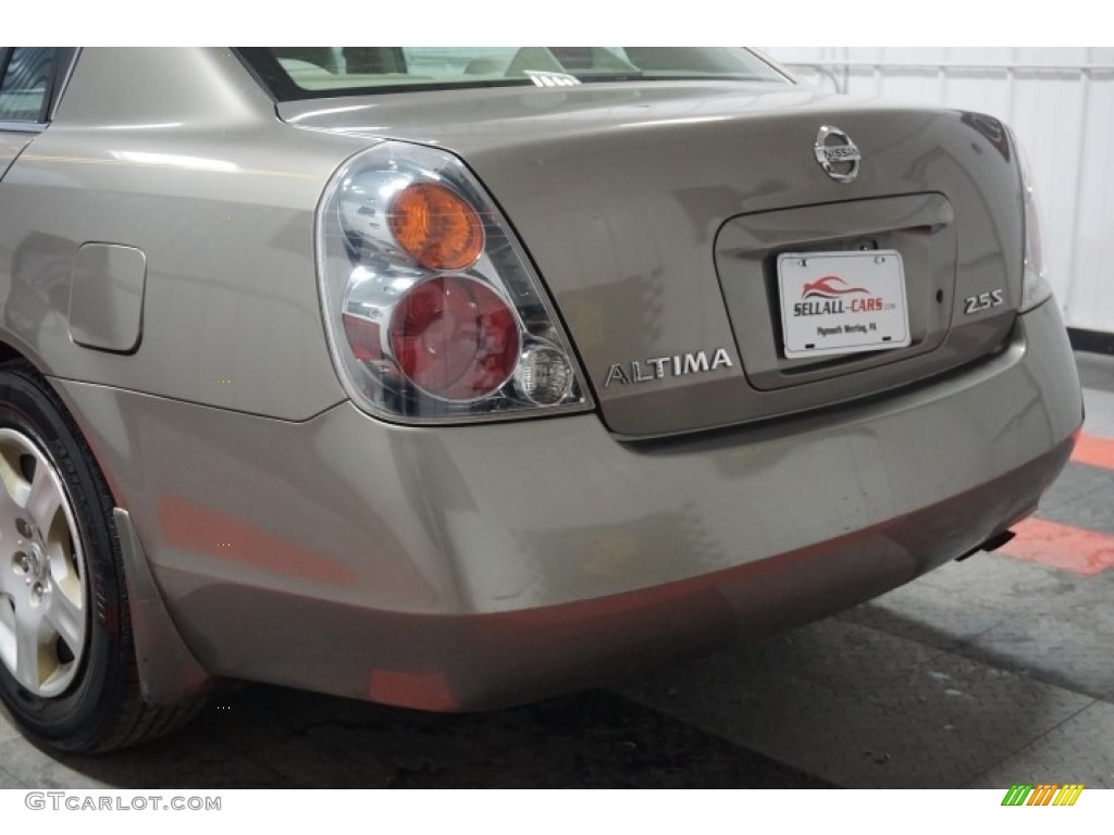 2004 Altima 2.5 S - Velvet Beige / Blond photo #61