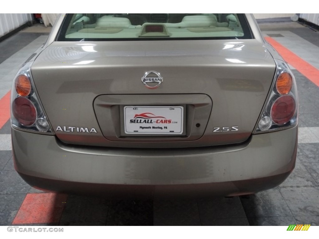 2004 Altima 2.5 S - Velvet Beige / Blond photo #63