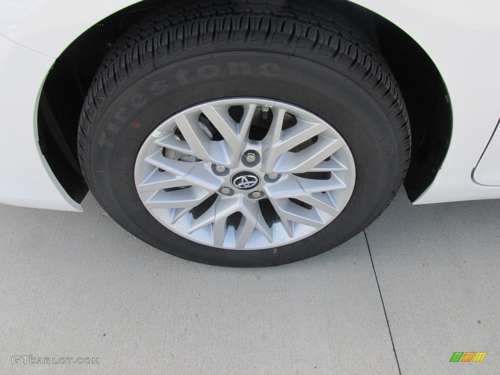 2017 Toyota Camry LE Wheel Photo #114777500