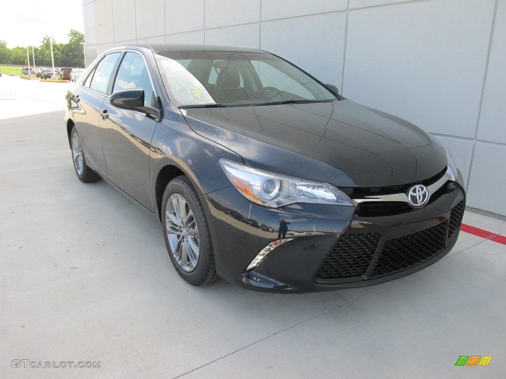 2017 Camry SE - Cosmic Gray Mica / Black photo #2