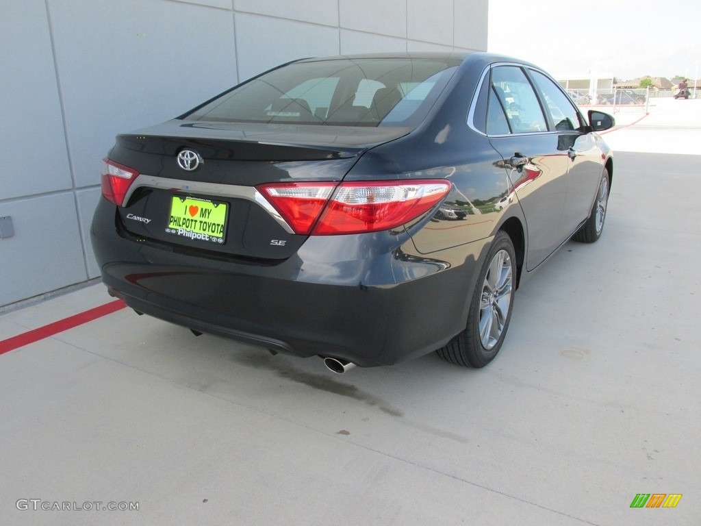 2017 Camry SE - Cosmic Gray Mica / Black photo #4