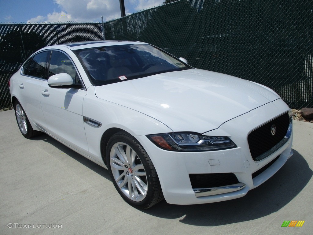 2017 Jaguar XF 35t Prestige AWD Exterior Photos