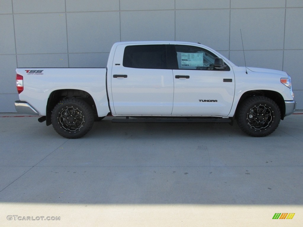 2016 Tundra SR5 CrewMax 4x4 - Super White / Black photo #3