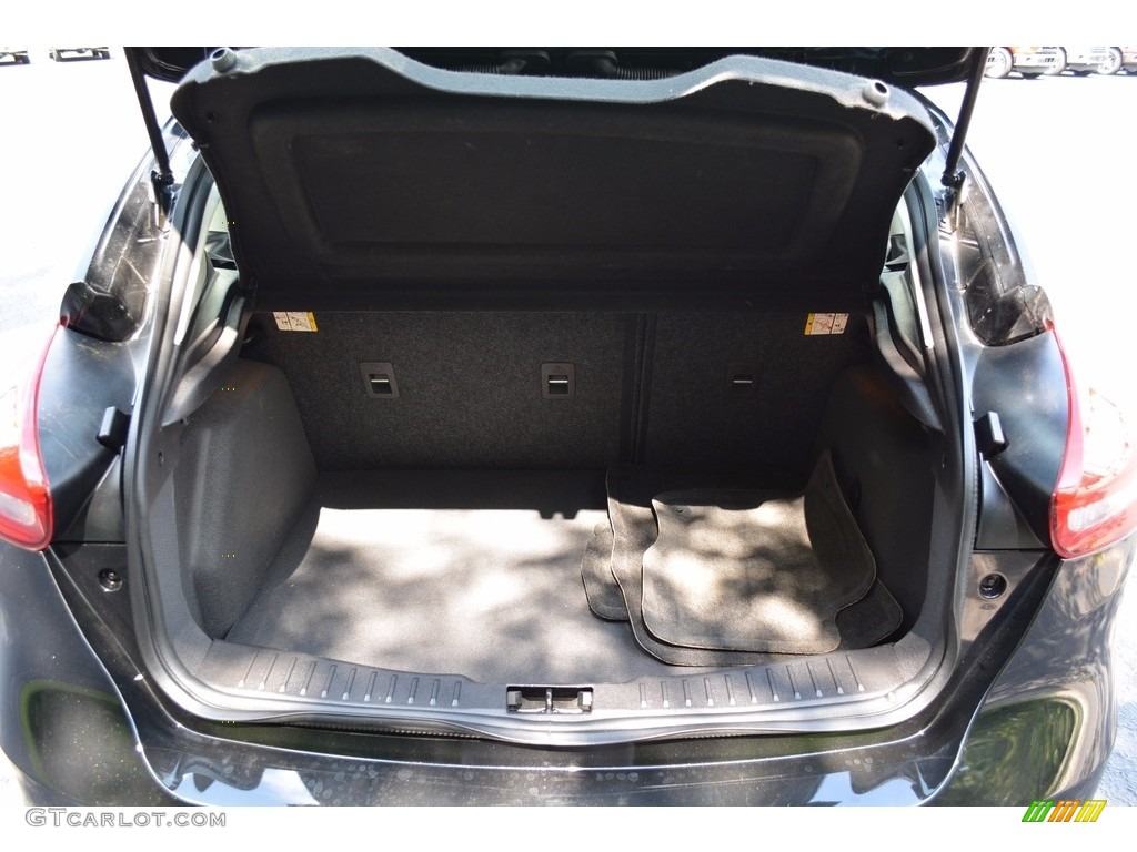 2015 Focus SE Hatchback - Tuxedo Black Metallic / Charcoal Black photo #15