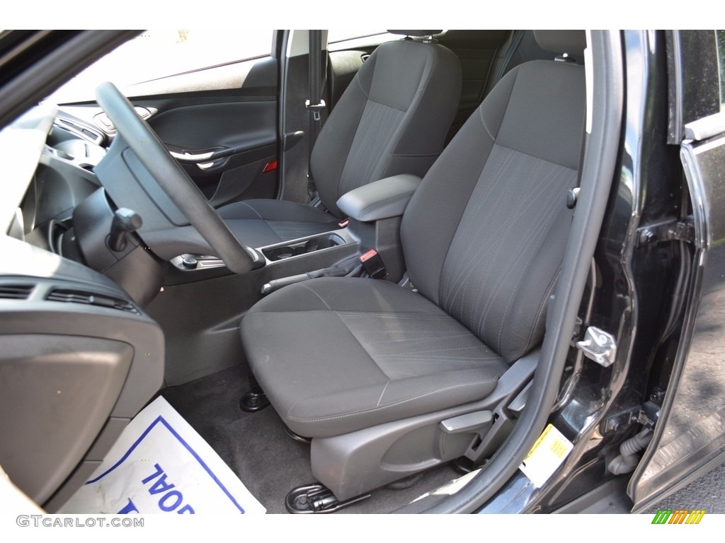 2015 Focus SE Hatchback - Tuxedo Black Metallic / Charcoal Black photo #17