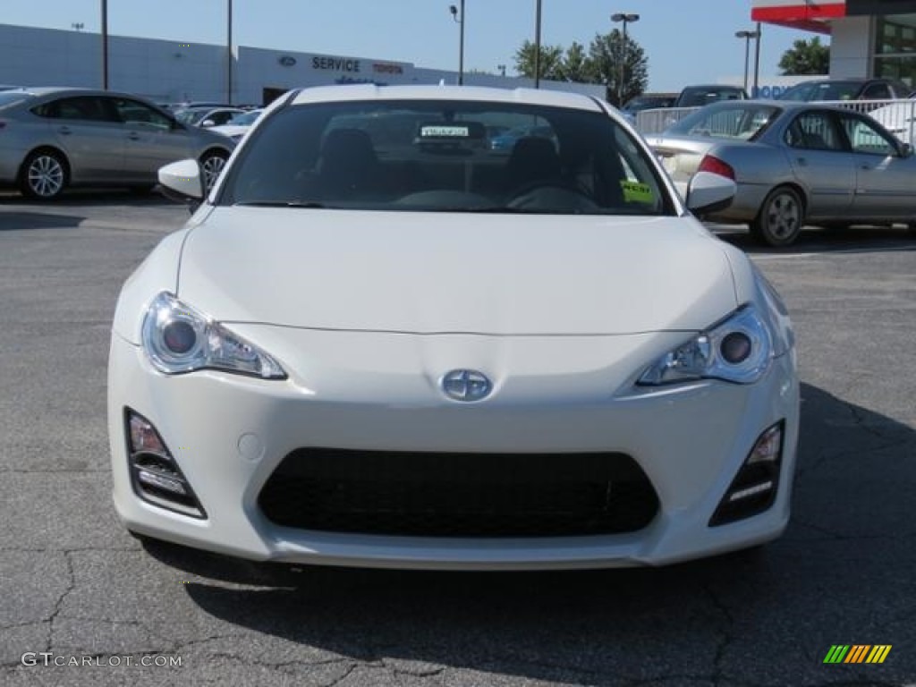 2016 FR-S Coupe - Halo White / Black photo #2