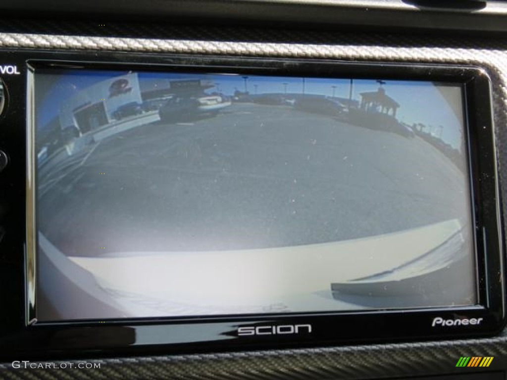 2016 FR-S Coupe - Halo White / Black photo #17