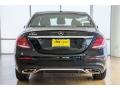Black - E 300 Sedan Photo No. 4