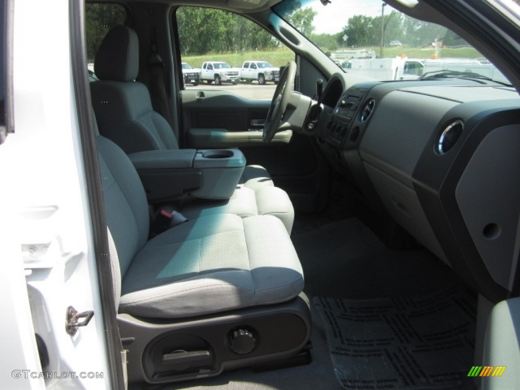 2004 F150 XLT SuperCrew 4x4 - Oxford White / Medium/Dark Flint photo #15
