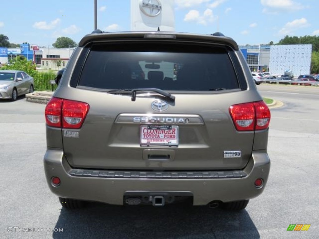 2016 Sequoia SR5 - Pyrite Mica / Gray photo #23