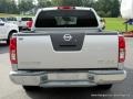 2006 Radiant Silver Nissan Frontier LE Crew Cab 4x4  photo #4