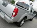 2006 Radiant Silver Nissan Frontier LE Crew Cab 4x4  photo #31
