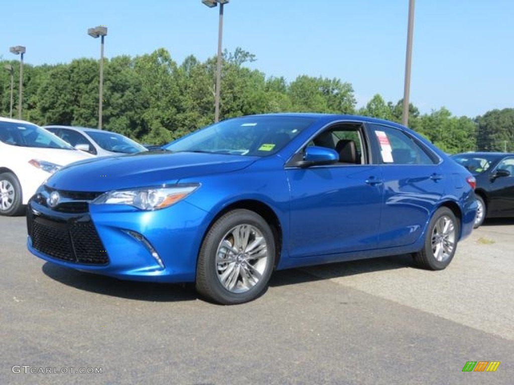 Blue Streak Metallic 2017 Toyota Camry SE Exterior Photo #114809470