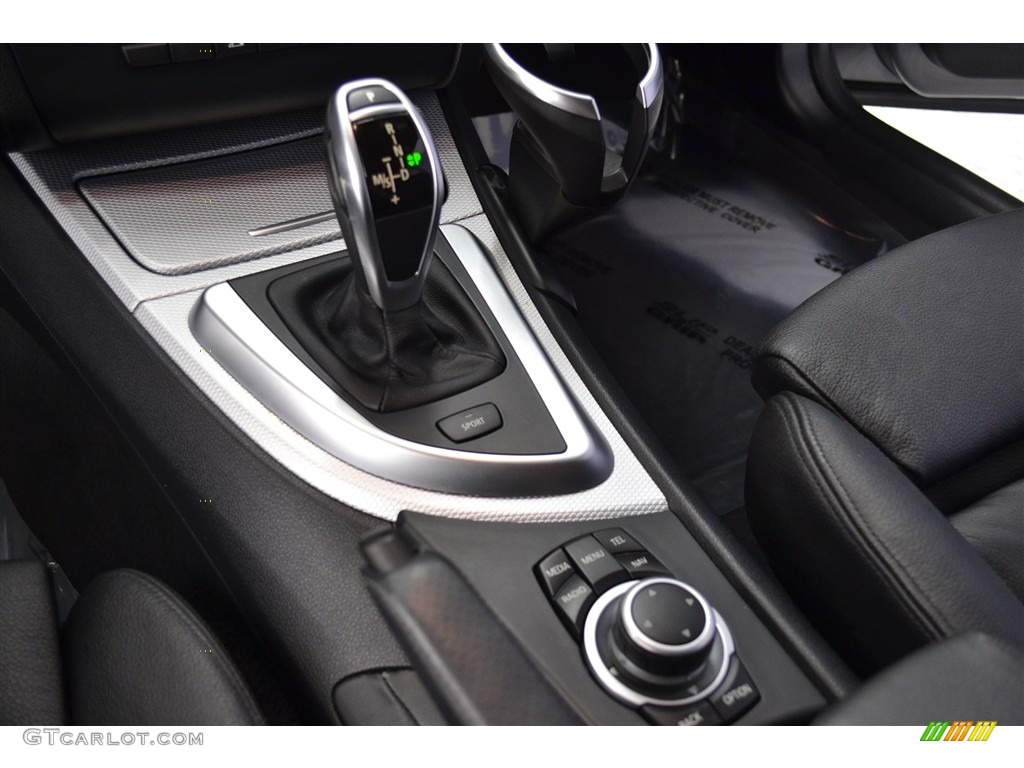2013 1 Series 135is Convertible - Space Gray Metallic / Black photo #23