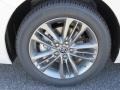 2017 Toyota Camry SE Wheel and Tire Photo